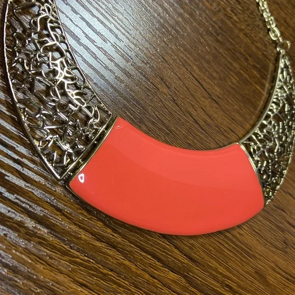 Necklace - Picture 2 of 11